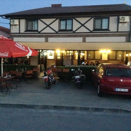 旧瓦马Taverna公寓 外观 照片