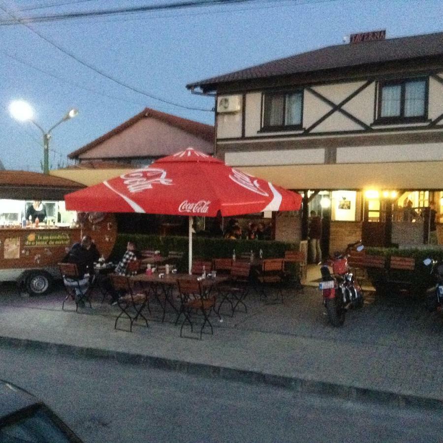 旧瓦马Taverna公寓 外观 照片